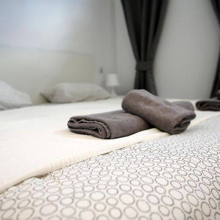 Perla Seven Apartments And Rooms Playa de Palma  Exterior photo